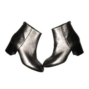 NEW Rag & bone Drea Block heel Bootie size 37 Silver